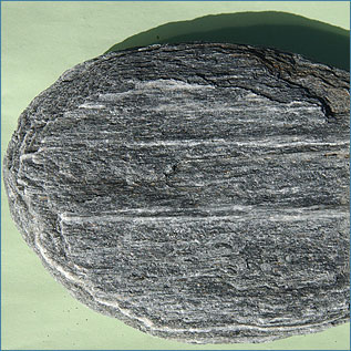 黒色片岩の写真